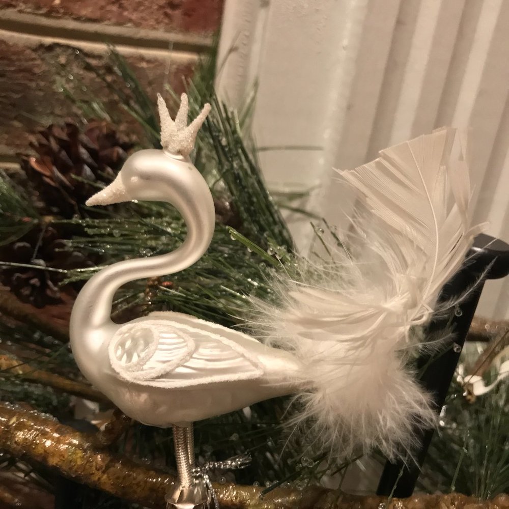 SOLD Two Home For The Holidays Swan Bird Ornaments